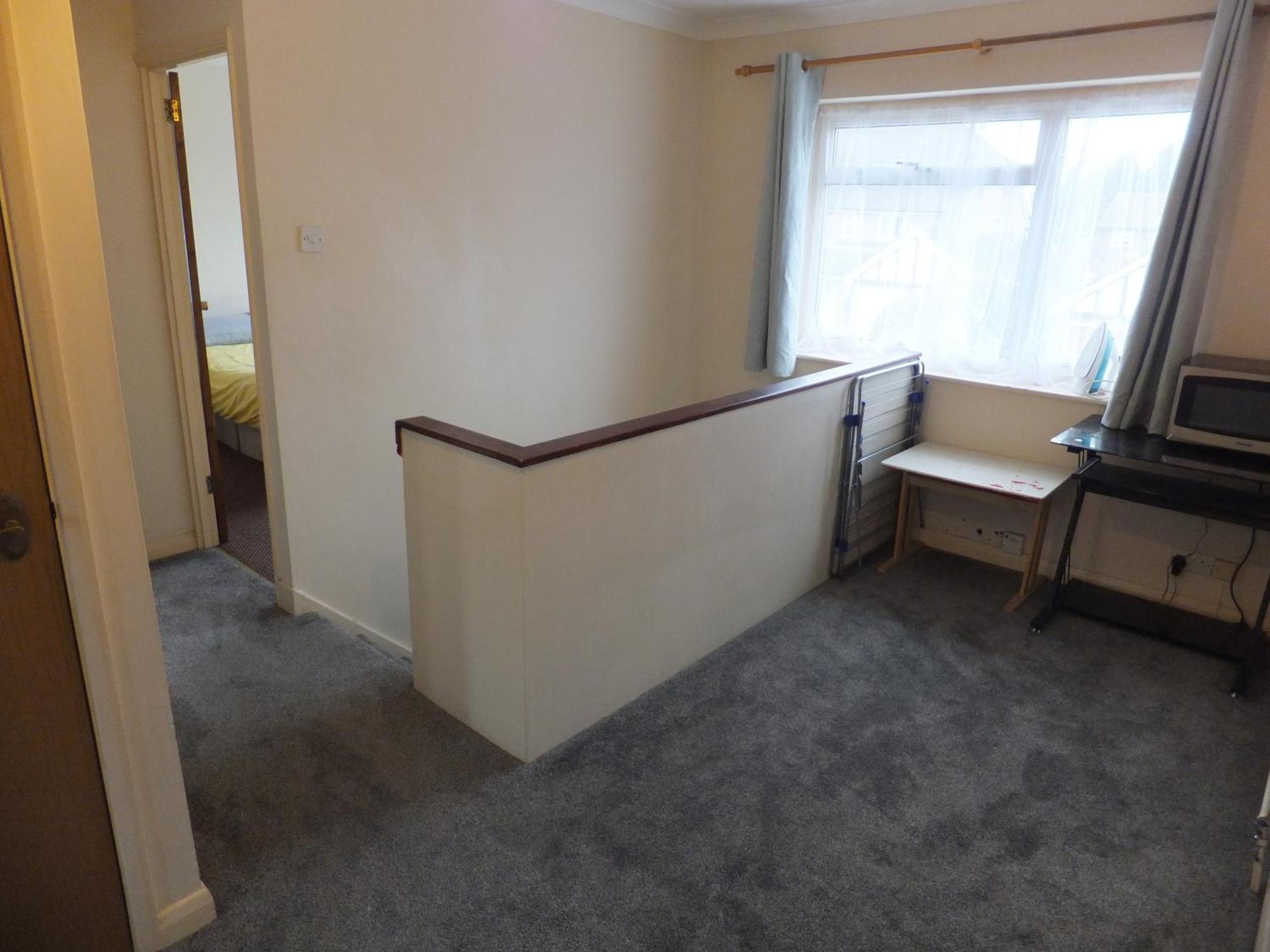 Many Worlds Meet - Eurostar, Wimbledon 30 Mins, Central London, Gatwick 15 Mins - Spacious, Sleeps Up To 16 Plus Cot - Free Wifi, Parking - Next To Lloyd Park, Great For Families, Walkers, Relocators - Ideal For Contractors Croydon Zewnętrze zdjęcie